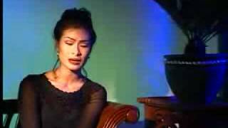 Iis Dahlia Dengarlah