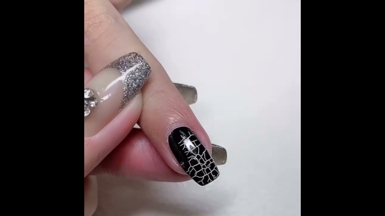 Cracking gel polish! Beautiful!