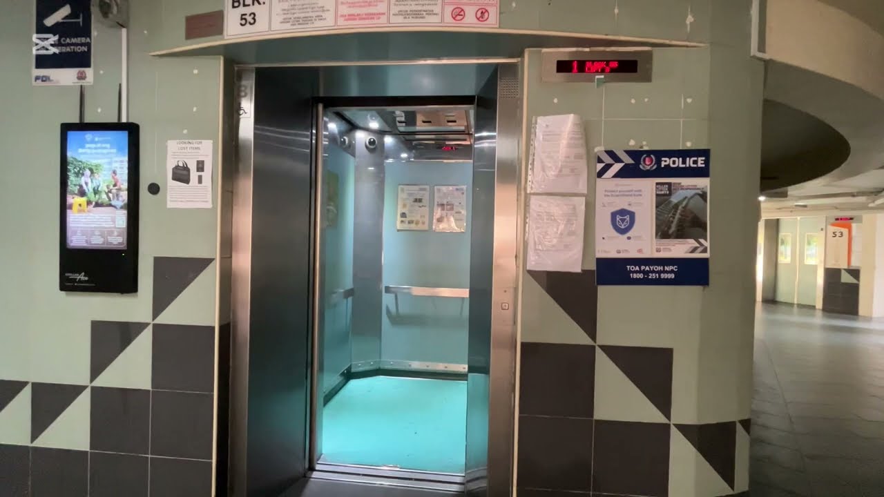 (gone) Block 53 Toa Payoh - Otis traction elevator