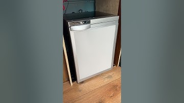 VW T2 Baywindow - fridge installation part 2 - just kampers jkf50