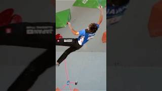 A sequence from another planet @OnBouldering