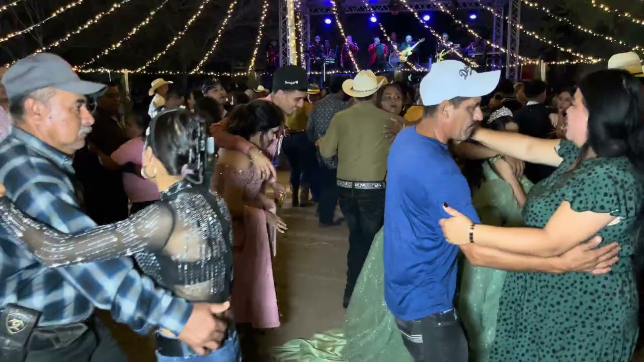 La burra bailadora - Chava Guerra y su Grupo Dominante 