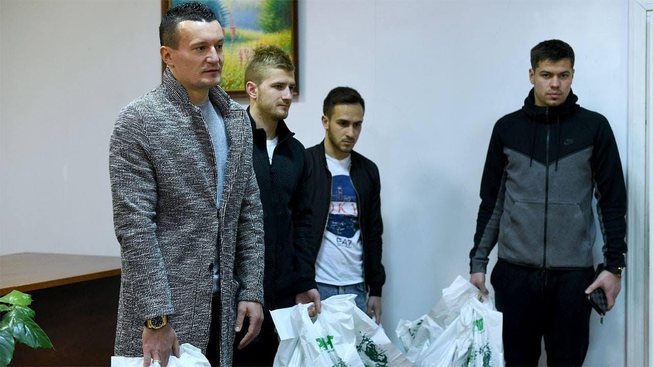 YouTube video thumbnail for video ID: ReAVwDRgajo