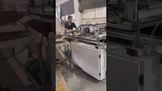 Canvas stretching machine