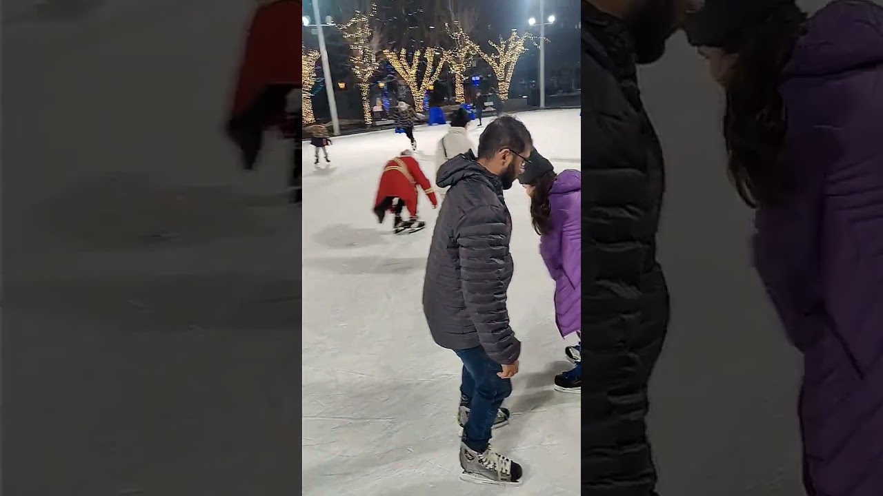 ice skating at city hall for free 