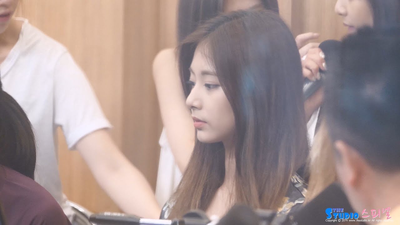 180712 트와이스 TWICE 쯔위 Tzuyu 4K 직캠 @ 두시탈출 컬투쇼 by Spinel