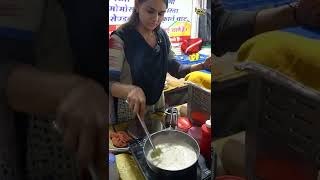 Priyanka Didi White Sauce Pasta Making In Indore Rs. 70/- Only #indorefood #shorts