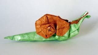 Origami snail by Manuel Sirgo