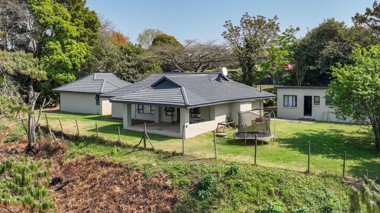 3 bedroom house for sale in West Riding, Hillcrest Pam Golding