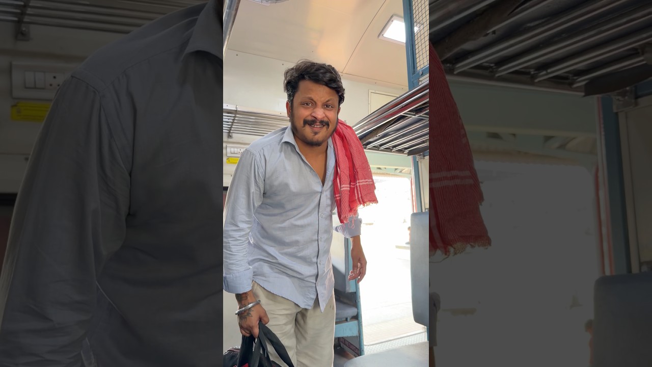 Chacha 😂 Or Train Ka Safar 😄 #shorts #comedy #kisanshorts