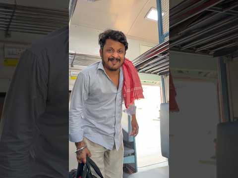 Chacha ๐ Or Train Ka Safar ๐ #shorts #comedy #kisanshorts