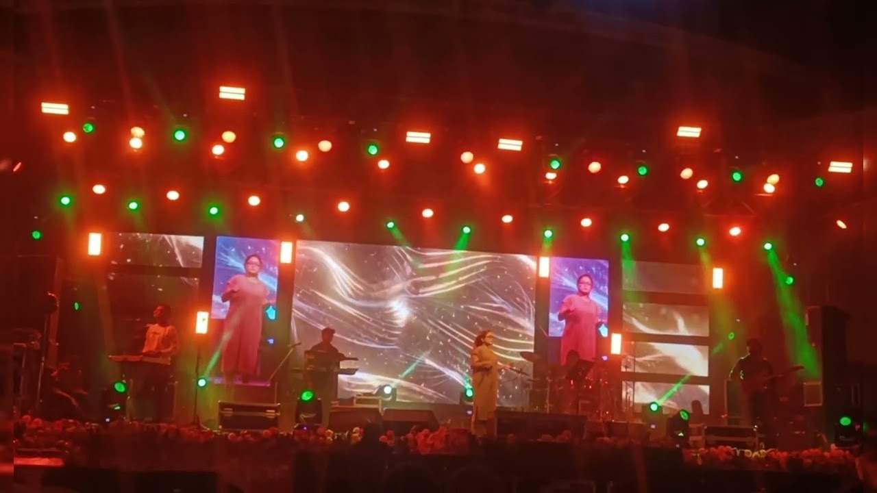 Monta Re/Ananya Chakraborty❤️live in concert/Paschim Medinipur/Kagaz ke do pankh/Lootera Movie Song.