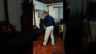 Sesenta años de matrimonio, hace veinte no bailaban juntos, es una maravilla, amor del bueno.