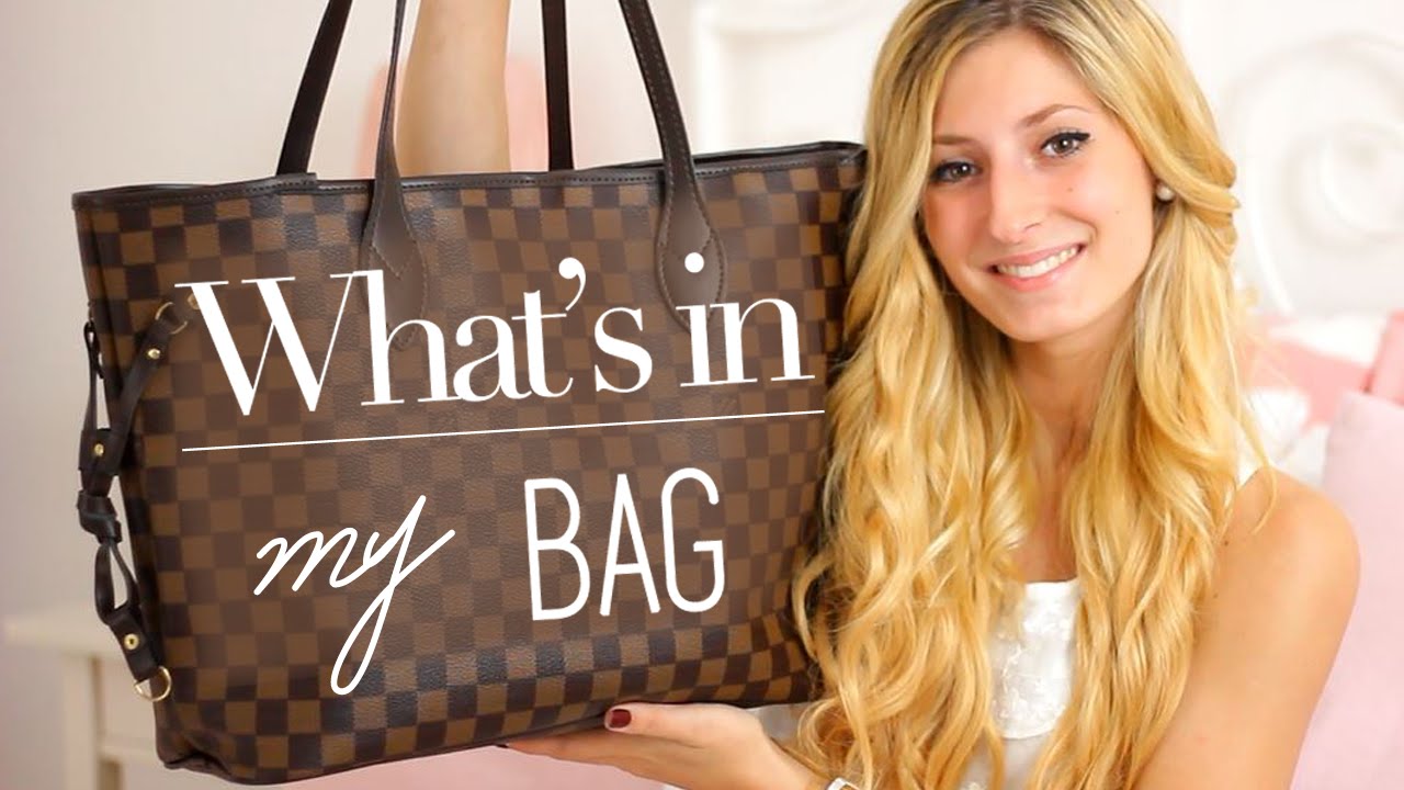 Whats in my bag ♥