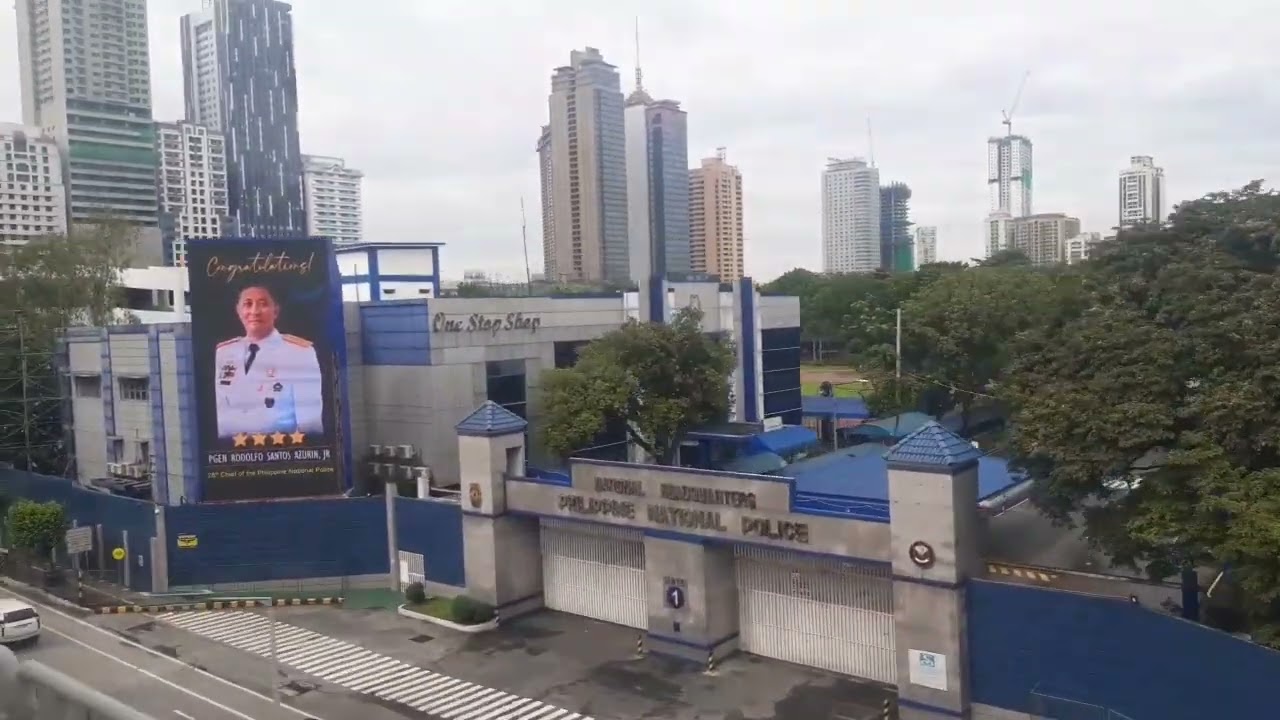 Sakay ng MRT from trinoma to Sm megamall...