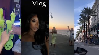 VLOG: NOLA, WE HAD A TIME! GIRLS TRIP FOR THE BOOKS, CHICKEN FESTIVAL, GOOD FOOD + EXPLORING.