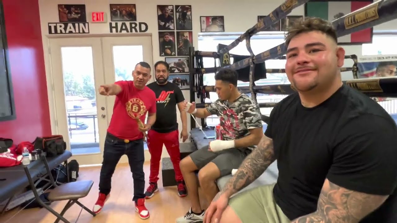David Benavidez and Andy Ruiz training together at Andy’s gym | esnews boxeo