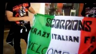 Scorpions - Padova , Crazy Italian Fans !