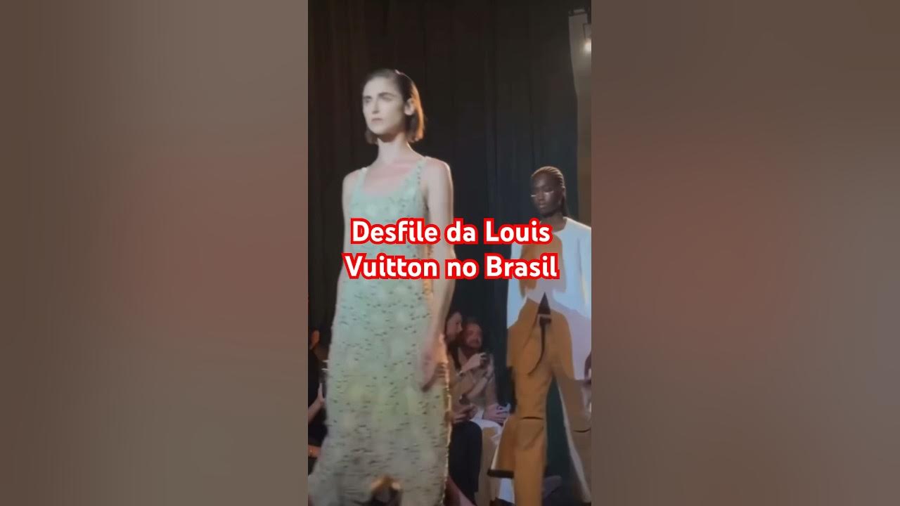 Acaba de acontecer o desfile da Louis Vuitton no Brasil! #fashion #catwalk  #runway #louisvuitton 