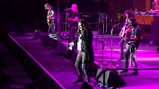 Hollywood Vampires - Eighteen