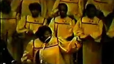 Twinkie Clark & The MSCC “The Anointing Breaks The Yoke” 1986