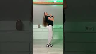 EASY - STRAY KIDS dance break 💚 #kpopdancecover #straykidsdancecover #straykids #straykidsdancebreak