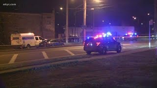 Akron police shoot man following brief overnight chase