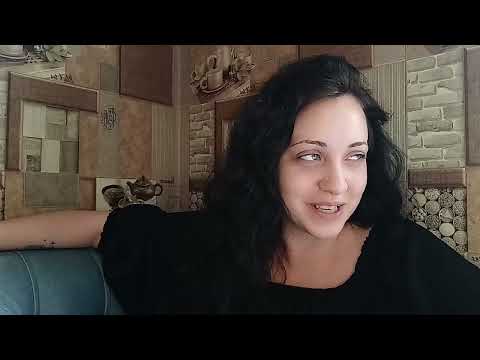 Руся в Америке/  приехал в Цинциннати/ куча игрушек или ненужного барахла ?! 