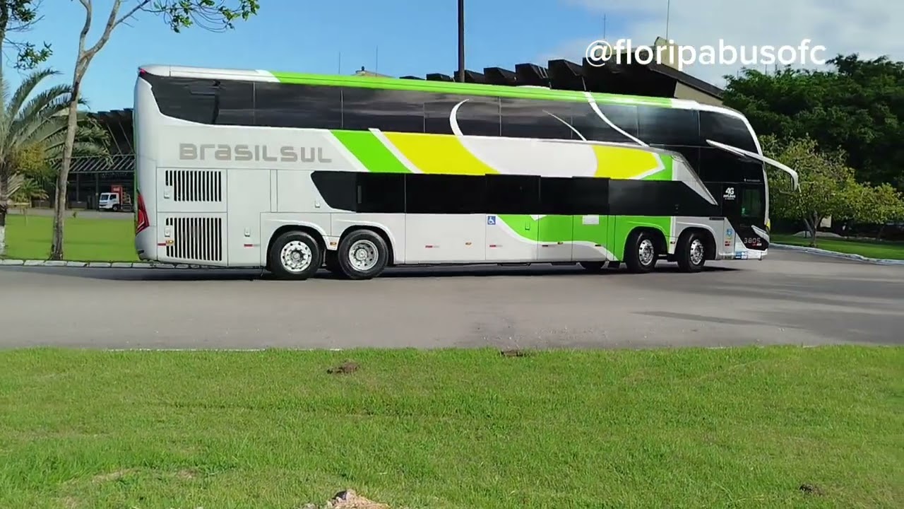 Movimento rodoviária de Florianópolis, muitos DDs , carros incríveis.....