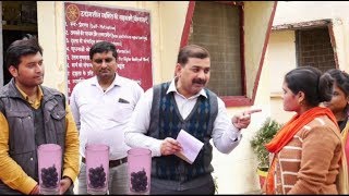 Education With Game | कंचे का खेल | FL CRP Training | NRLM Bijnor screenshot 3