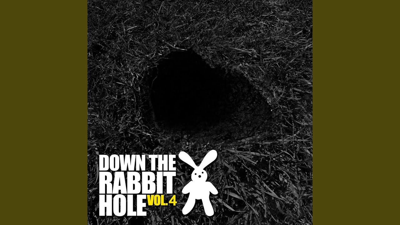 Alien auf YouTube ansehen Alien auf YouTube ansehen