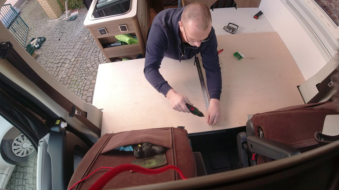 Drittes Bett im Kastenwagen selbst bauen