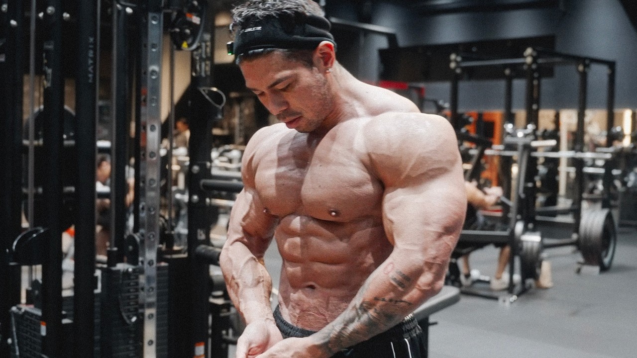 胸の筋肉をつける筋トレ・カネキン必要不可欠サプリ紹介
