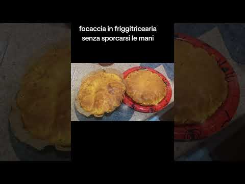#focaccia istantanea allo #yogurt in #friggitricearia senza sporcarsi le mani 🧀🧀