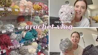 crochet vlog! buying new yarn, trying new patterns, market prep