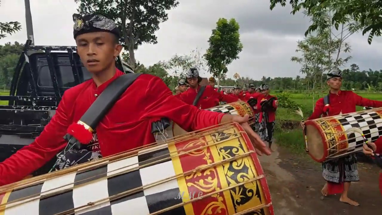 GB. Gong Kidung Langitan Sikur