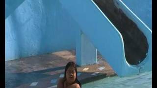 pinero swimming.MP4