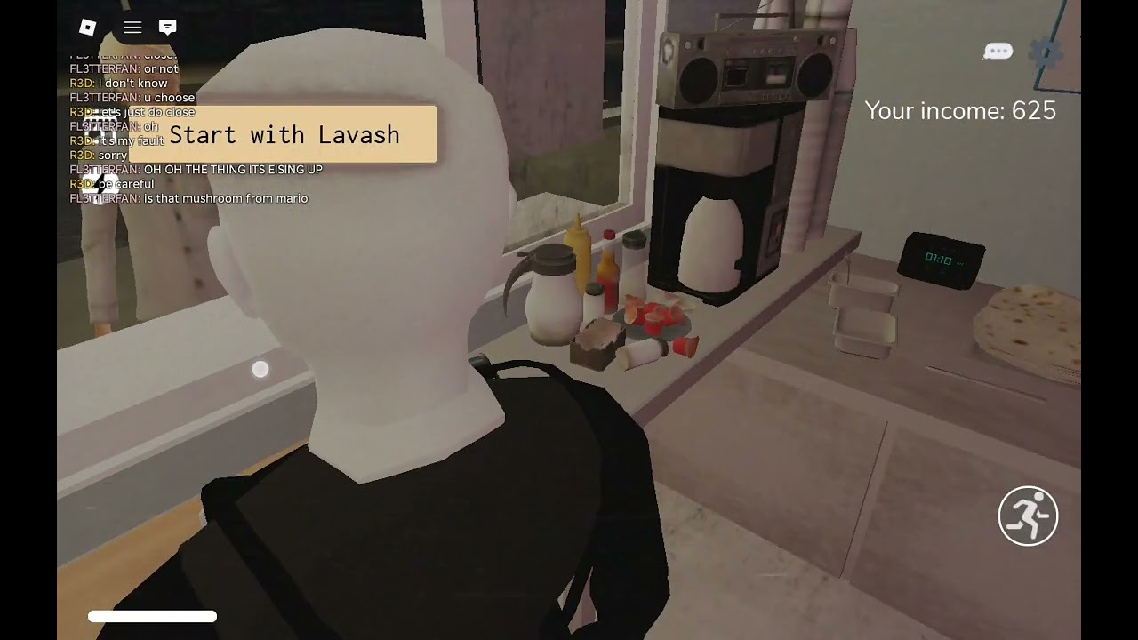 We're playing scary shawarma! (With@RosiePulvera) She's my classmate btw:)#roblox#fyp^^