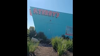 P. Terry's Burger Stand: JPL Critique de Restaurant 5