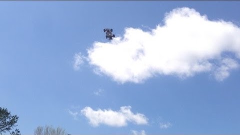 HUGE TRAXXAS SLASH JUMP !!!! Record?