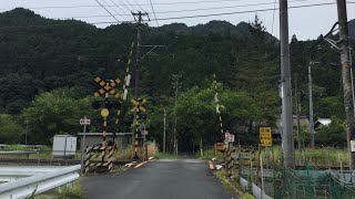 JR飯田線　下川合踏切