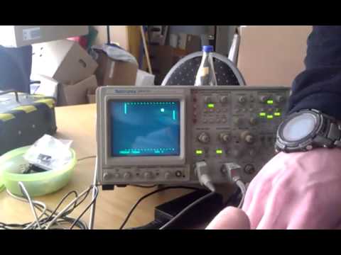 Pong on an Oscilloscope at the 2. Arduino-Workshop at Attraktor