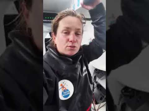 ⁣Fierté et concentration à nouveau après le passage du cercle polaire pour Élodie Bonafous