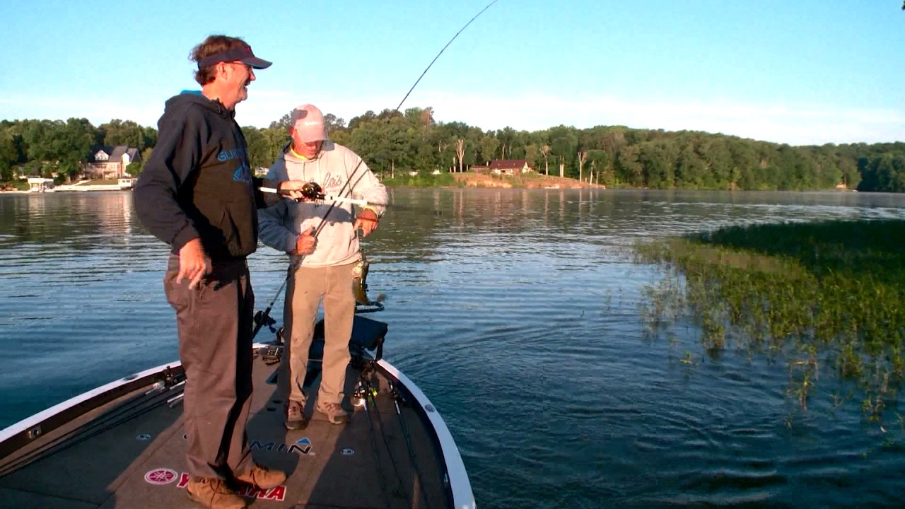 Fishing Shallow Cover on Alabama's Lake Wilson YouTube