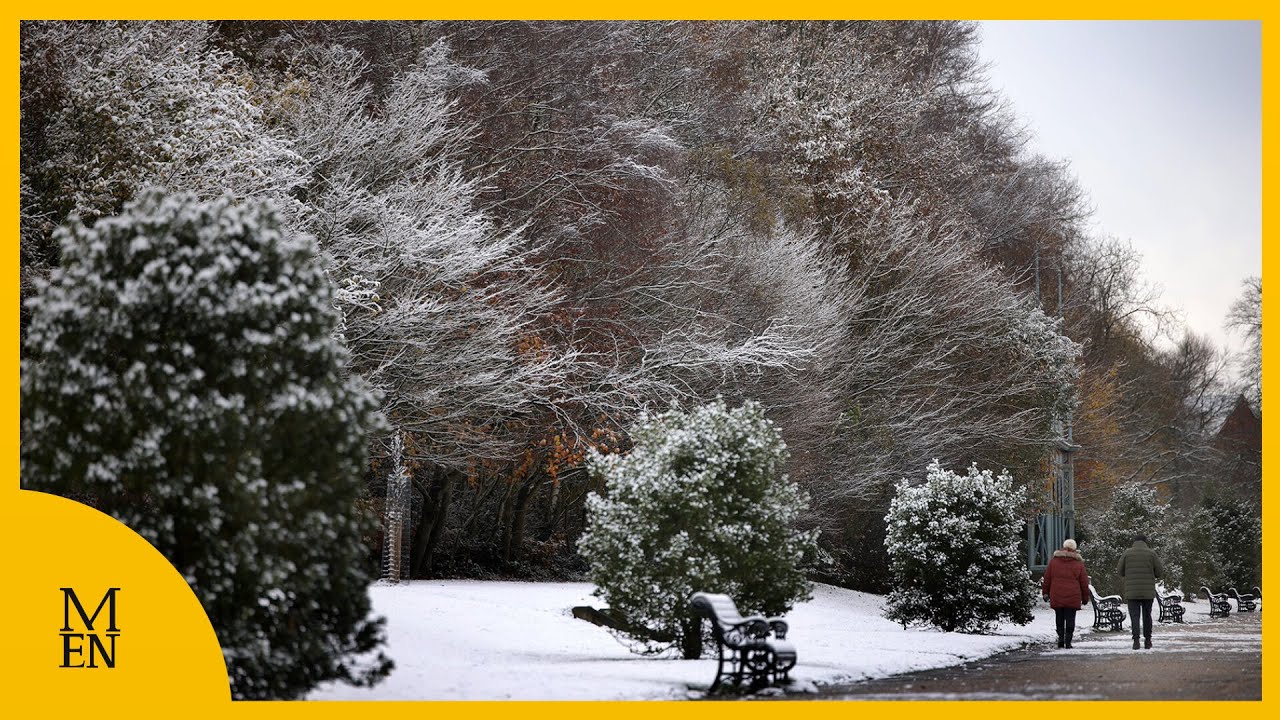 Snow falls across Greater Manchester as 'difficult driving conditions ...