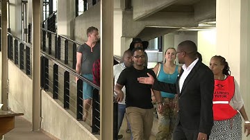 UJ library Show Orientation