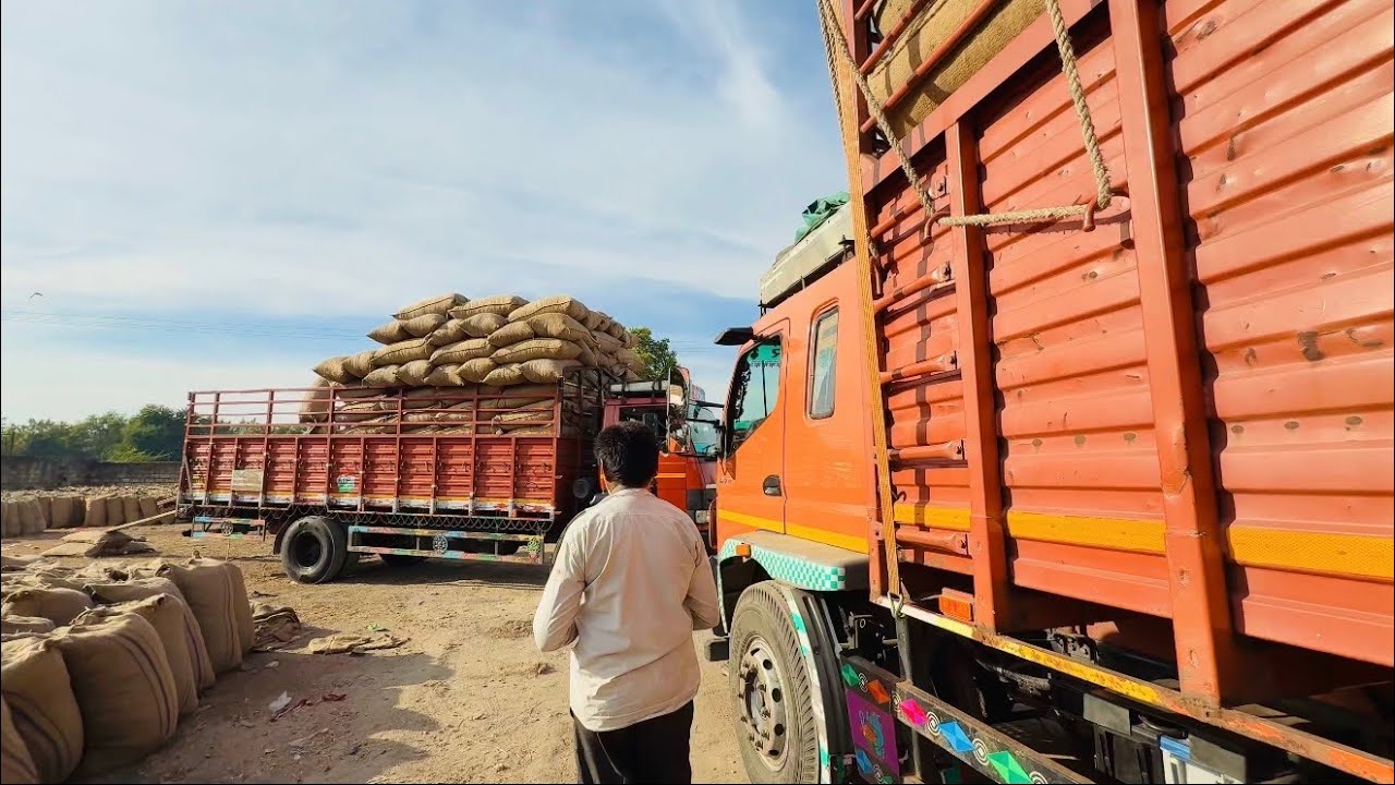 Eicher Truck Le Gaye Talaja 🚛 | Factory Visit + Punjab Ke Log | Real Vlog