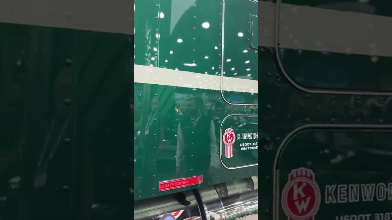 Kenworth Connects W900 Legacy Edition