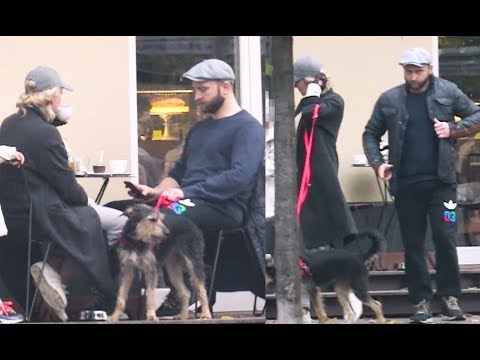 Znudzony Borys Szyc "walczy" o relacje rodzinne w kawiarni - Znudzony Borys Szyc "walczy" o relacje rodzinne w kawiarni