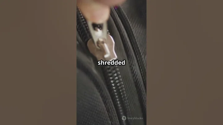 5 Travel Hacks Every Smart Flyer Should Know ✈️🧳